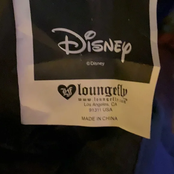 Disney Loungefly RARE Peter Pan hobo bag - Picture 6 of 6